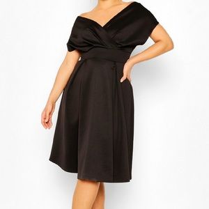 NWT Plus Off The Shoulder Wrap Midi Dress